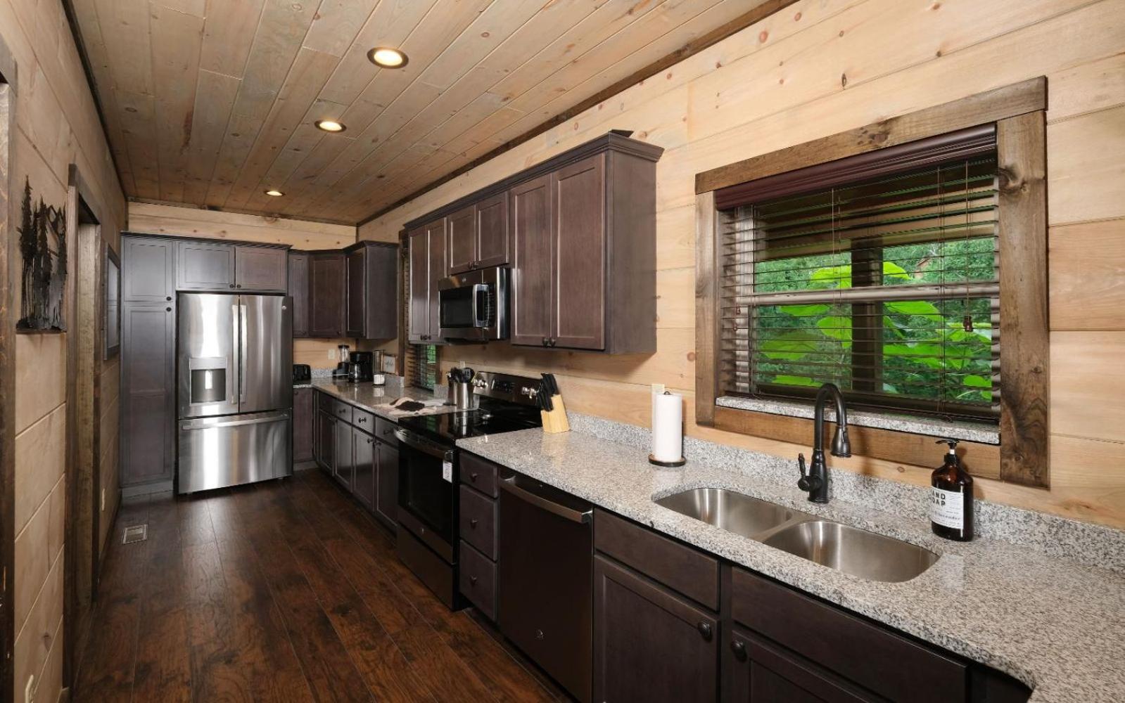 Chestnut Bearadise Villa Гетлинбург Екстериор снимка