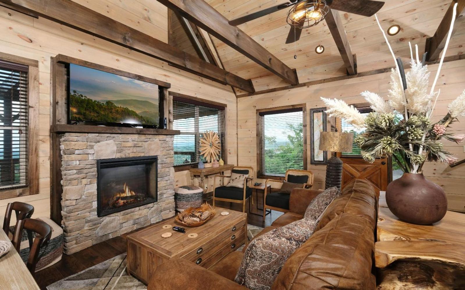Chestnut Bearadise Villa Гетлинбург Екстериор снимка